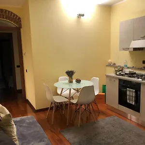 https://appartamento-nel-centro-di-milano.it-lombardy.com