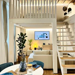 https://tarra-luxury-suite.it-lombardy.com